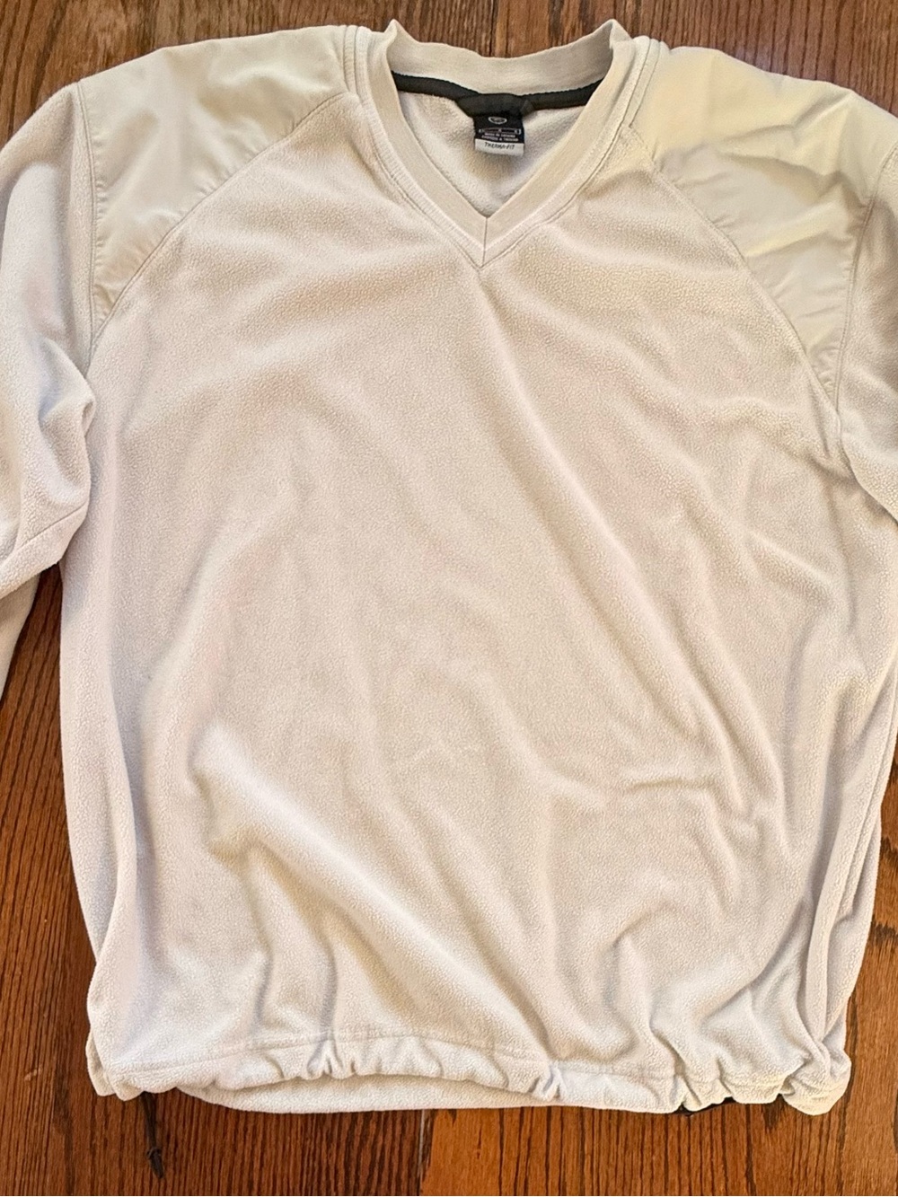 Nike Cream V-Neck Long Sleeve Pullover